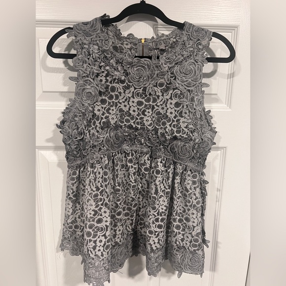 POL Tops - POL Gray Floral Lace Sleeveless Blouse NWT L